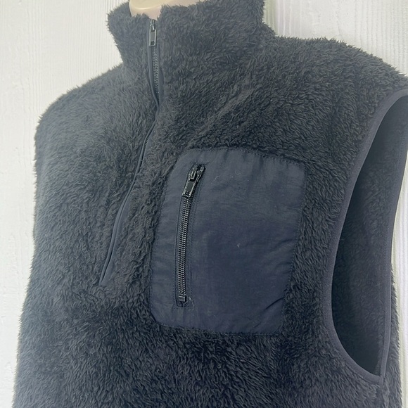 H&M - Black Fleece Half Zip Up Chest Pocket Sleeveless Pullover Vest Size XS - Picture 5 of 10